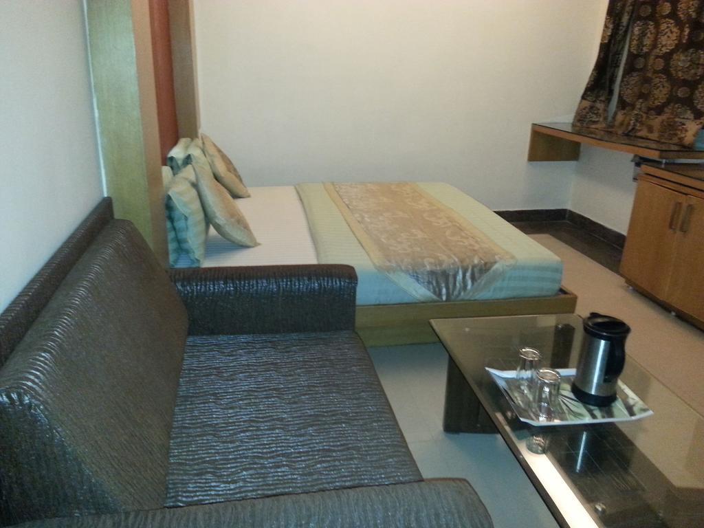 Hotel Vanson Villa - Near Connaught Place New Delhi Room photo